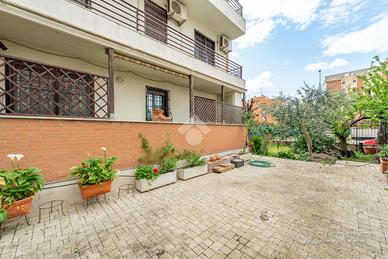 4 LOCALI A ROMA