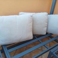 cuscini per divano giardino
