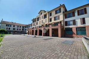 3 LOCALI A ZELO BUON PERSICO