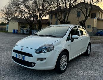 FIAT GRANDE PUNTO FULL OPTIONAL UNICO PROPRETARIO