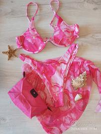 bikini con mini pareo e necessarie 