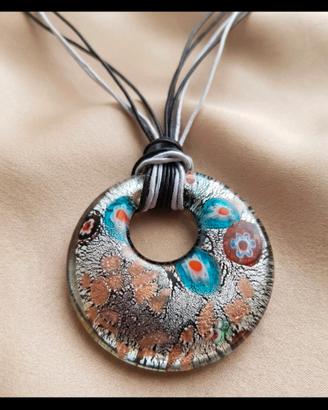 Collana con pendente in vetro di Murano stile 