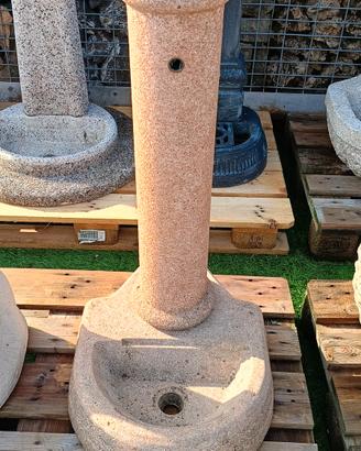 fontana a terra per giardino