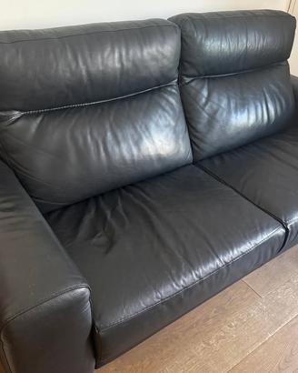 Divano in pelle nero Poltronesofà