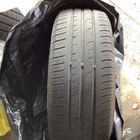 Gomme auto 205/60R16