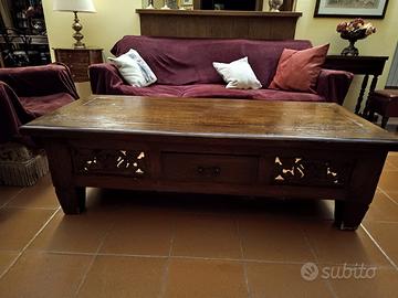 Tavolo basso in legno massello