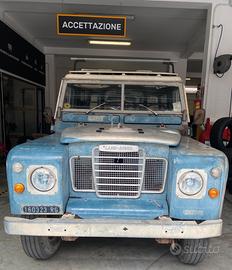 Land Rover Defender 1981