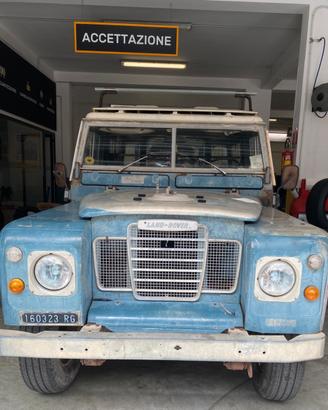 Land Rover Defender 1981