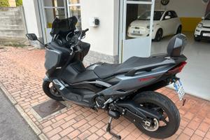 T MAX 560 …BLACK MAX ….9000 KM….2021