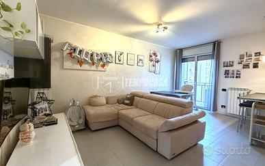 TRILOCALE MODERNO CON BOX INCLUSO NEL PREZZO