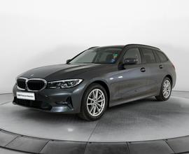 BMW 320 d xDrive Touring 48V Business Advantage