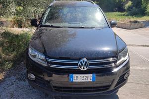 VOLKSWAGEN Tiguan 1ª serie - 2012