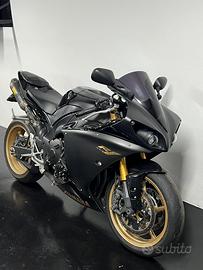 Yzf r1