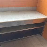 Tavolo in acciaio inox con top in teflon 