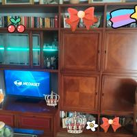 Parete attrezzata in legno 