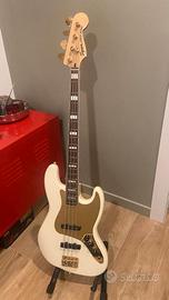 Basso Fender Squier Jazz