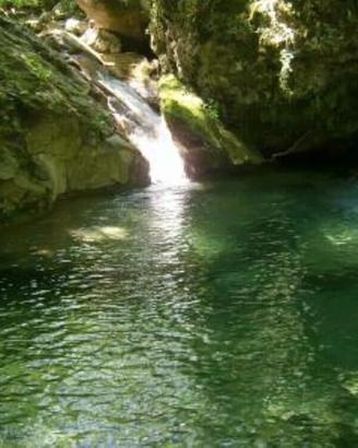 Pace, piscina, laghetti "nature", dal 25 agosto