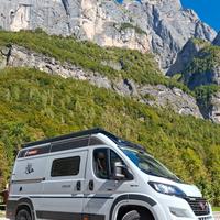 CHALLENGER 540 V114S Road Edition Premium