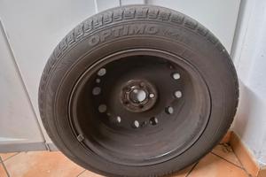Ruote complete estive 195/60 R15 84T Hankook