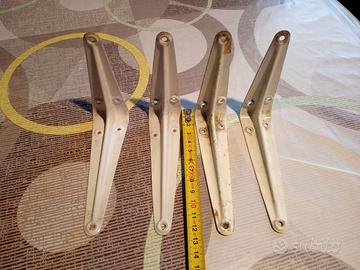 4 Supporti x Mensole/altro, misure 12,5x10cm circa