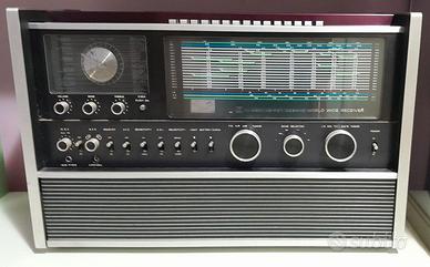 radio hitachi anni 70