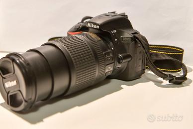 Nikon D5600 con obiettivo 18-140mm