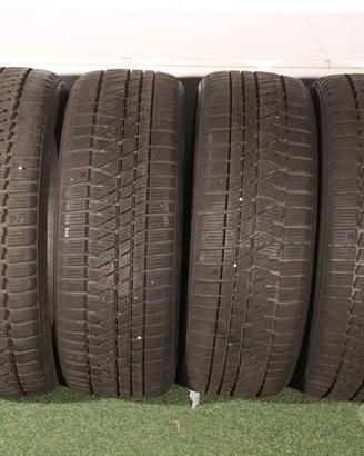 Gomme Khumo Wintercraft WS71 225 55 18 Inverno