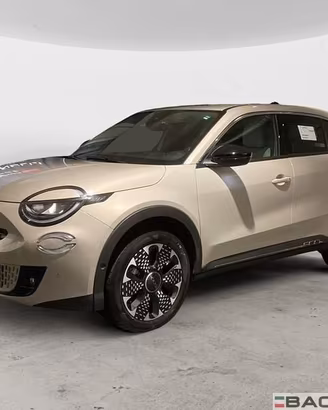 FIAT 600 1.2 Hybrid 110cv La Prima