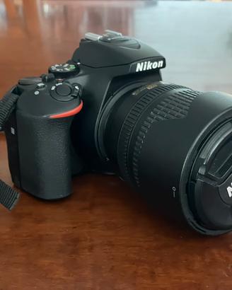 Nikon D5600 + Obiettivo 18-105