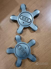 Set 2 Coprimozzi Ruota Originali Audi