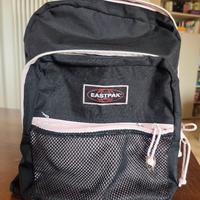 Zaino Eastpak nero e rosa