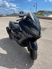 Yamaha T Max - 2006