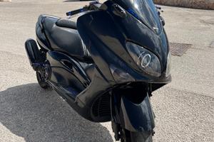 Yamaha T Max - 2006