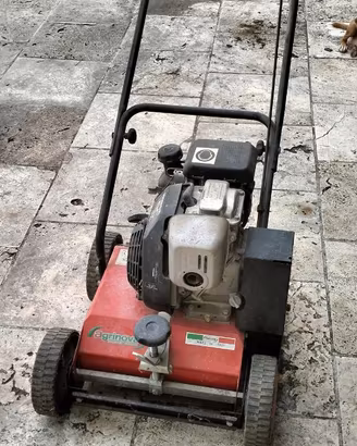 Arieggiatore con motore a benzina