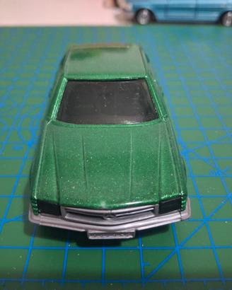 modellino 1/43 hot wheels mercedes 500 sec.