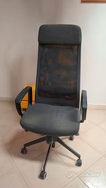 Sedia ufficio con ruote struttura metallo