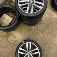 Cerchi e Pneumatici R18 VW Golf