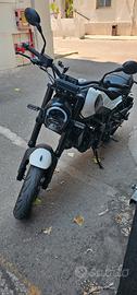 Benelli Leoncino 125 