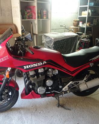     moto Honda cbx 750