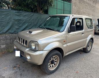 Suzuki Jimny 1.5 DDiS cat 4WD diesel Gancio di tra