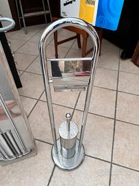 Piantana portarotolo e scopino