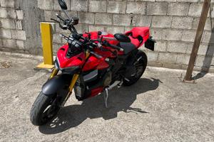 Ducati Streetfighter V4 S 2023 – 7867 km ORIGINALE
