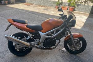Suzuki SV650