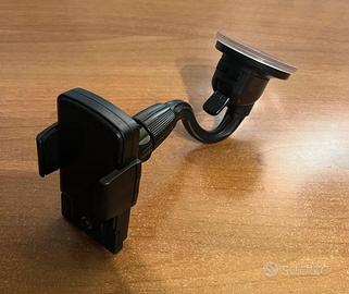Supporto auto telefono