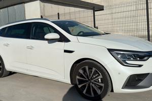  Renault Megane ibrida