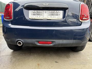 PARAURTI POSTERIORE COMPLETO MINI Cooper Serie (17