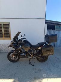 BMW R 1200 GS Adventure Triple Black