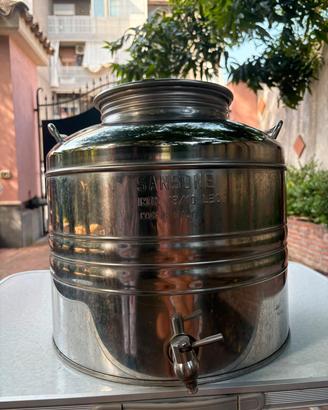 contenitore in acciaio 