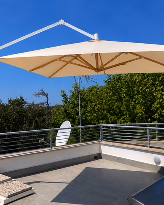 Ombrellone da terrazzo o giardino