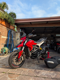 Ducati Hyperstrada 939